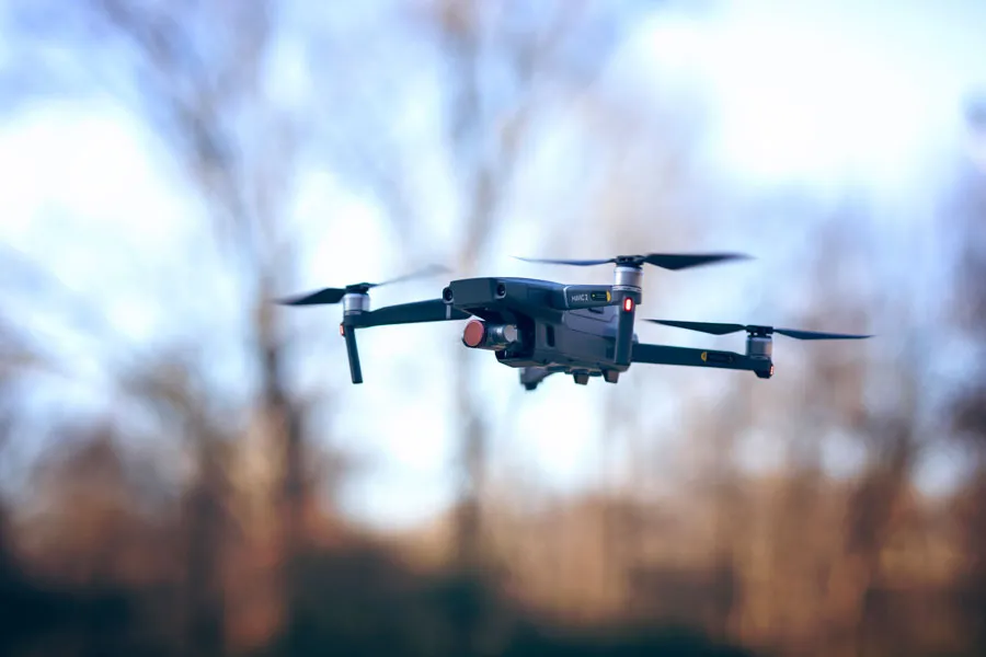 vecteezy_drone-flying-in-the-evening_1758837.jpg vecteezy_drone-flying-in-the-evening_1758837.jpg